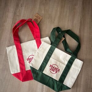 NWT 🎄 Christmas colored Trader Joe’s mini canvas tote bag bundle